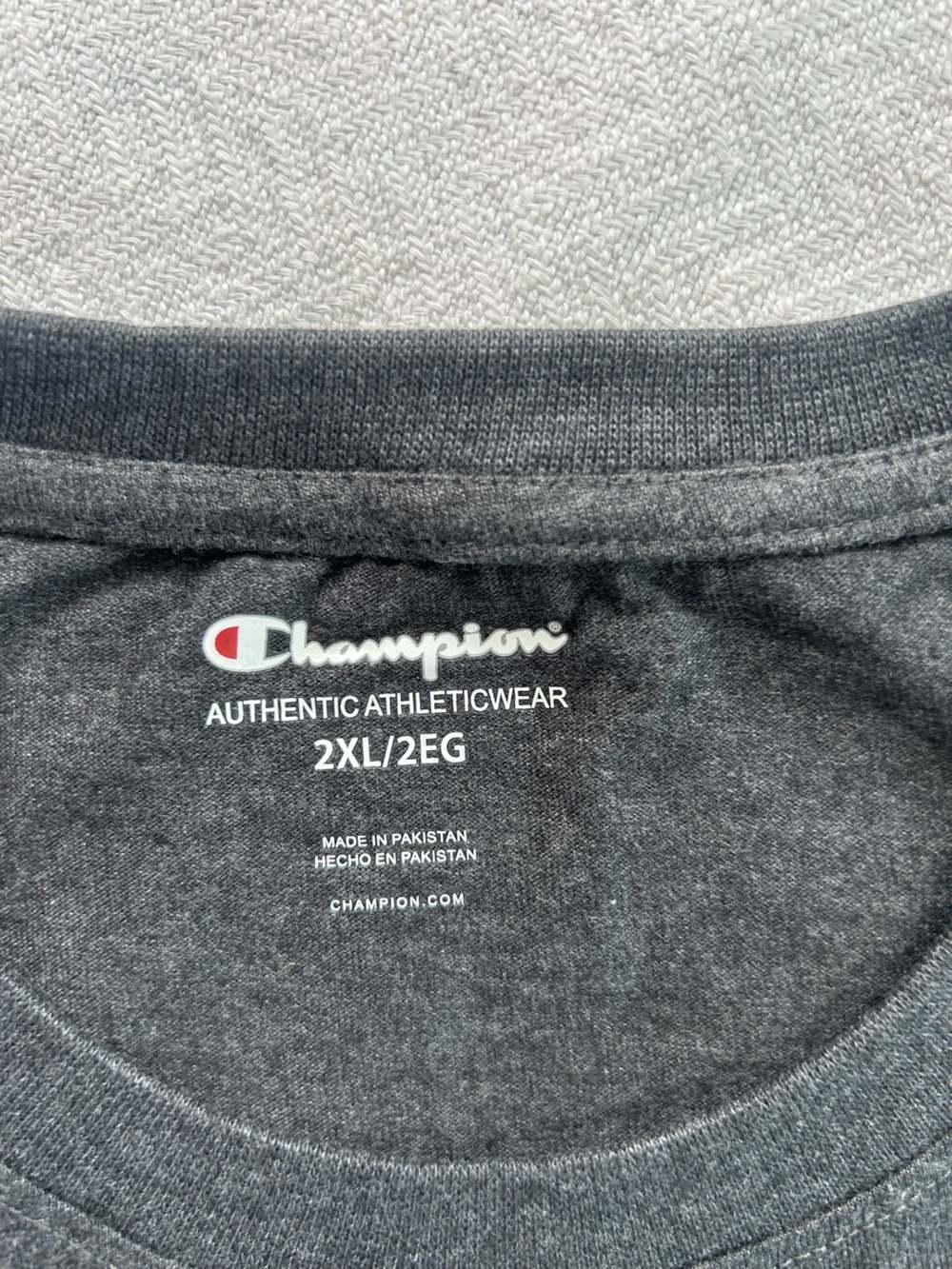 Champion Men’s Charcoal Gray Athletic Tee / XXL - Picture 3 of 4